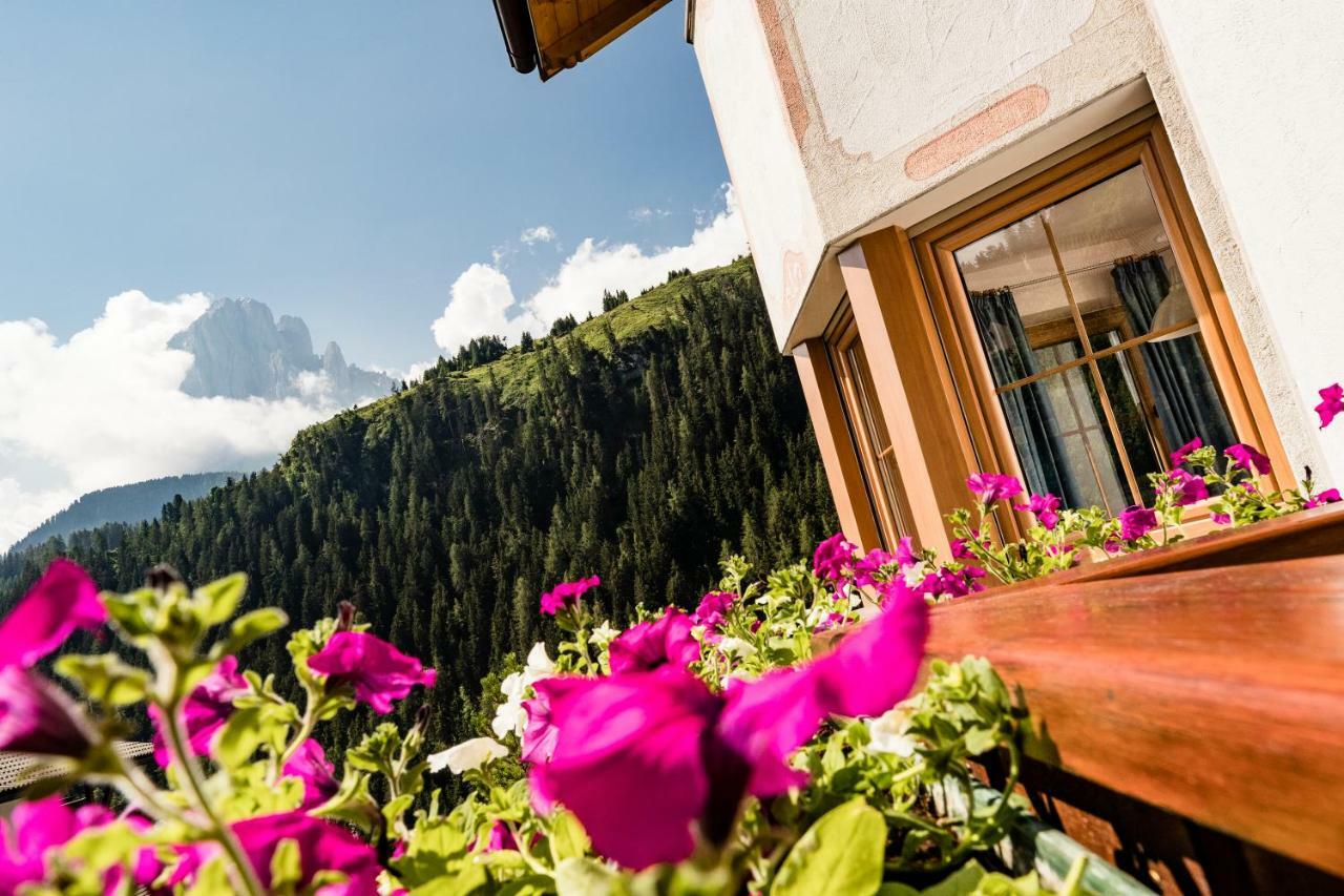Appartamenti Hetty Santa Cristina Val Gardena Eksteriør bilde